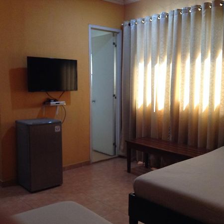 Miami Inn Cagayán de Oro Extérieur photo
