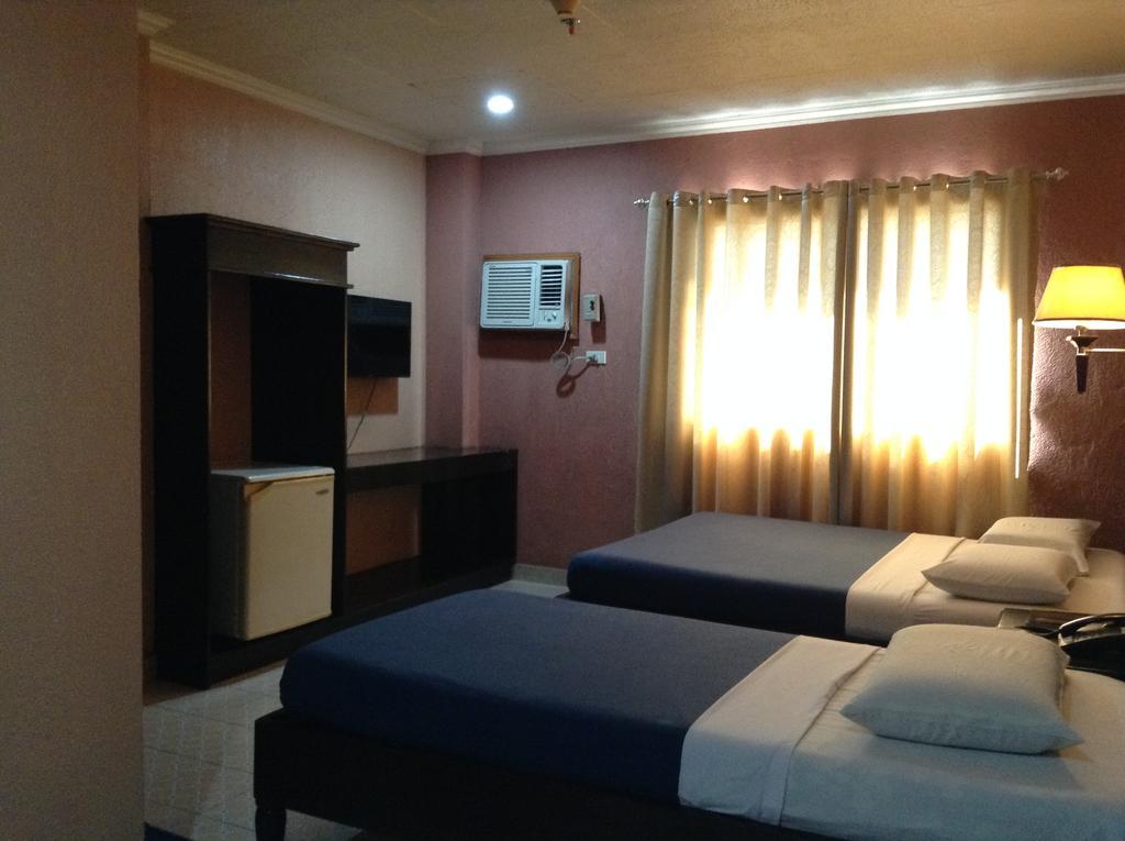 Miami Inn Cagayán de Oro Extérieur photo