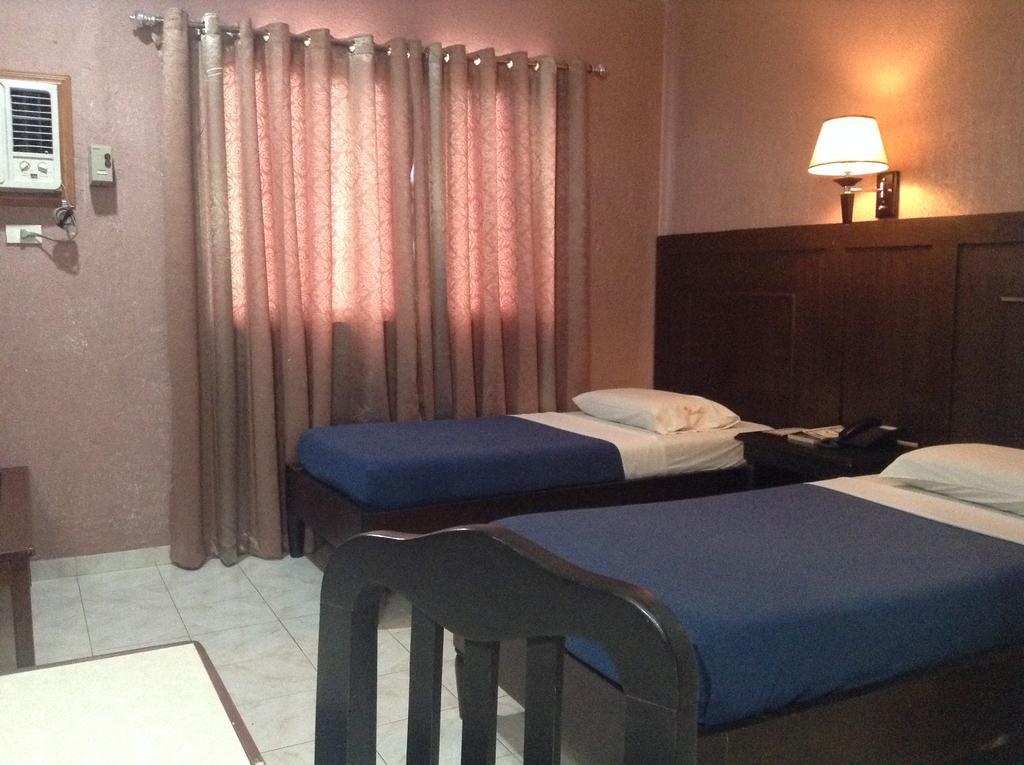 Miami Inn Cagayán de Oro Extérieur photo