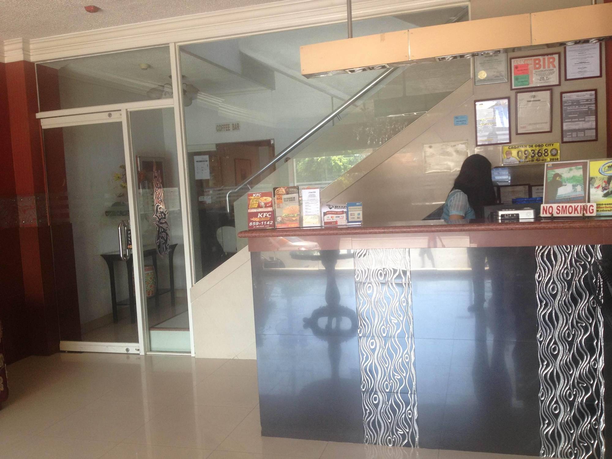 Miami Inn Cagayán de Oro Extérieur photo