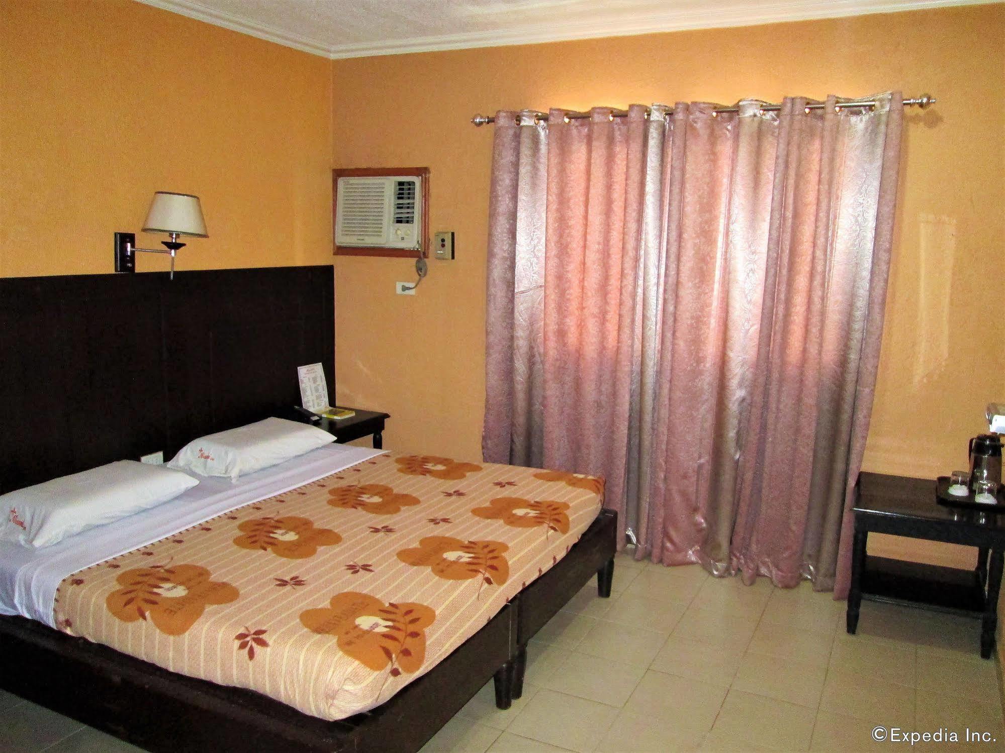 Miami Inn Cagayán de Oro Extérieur photo