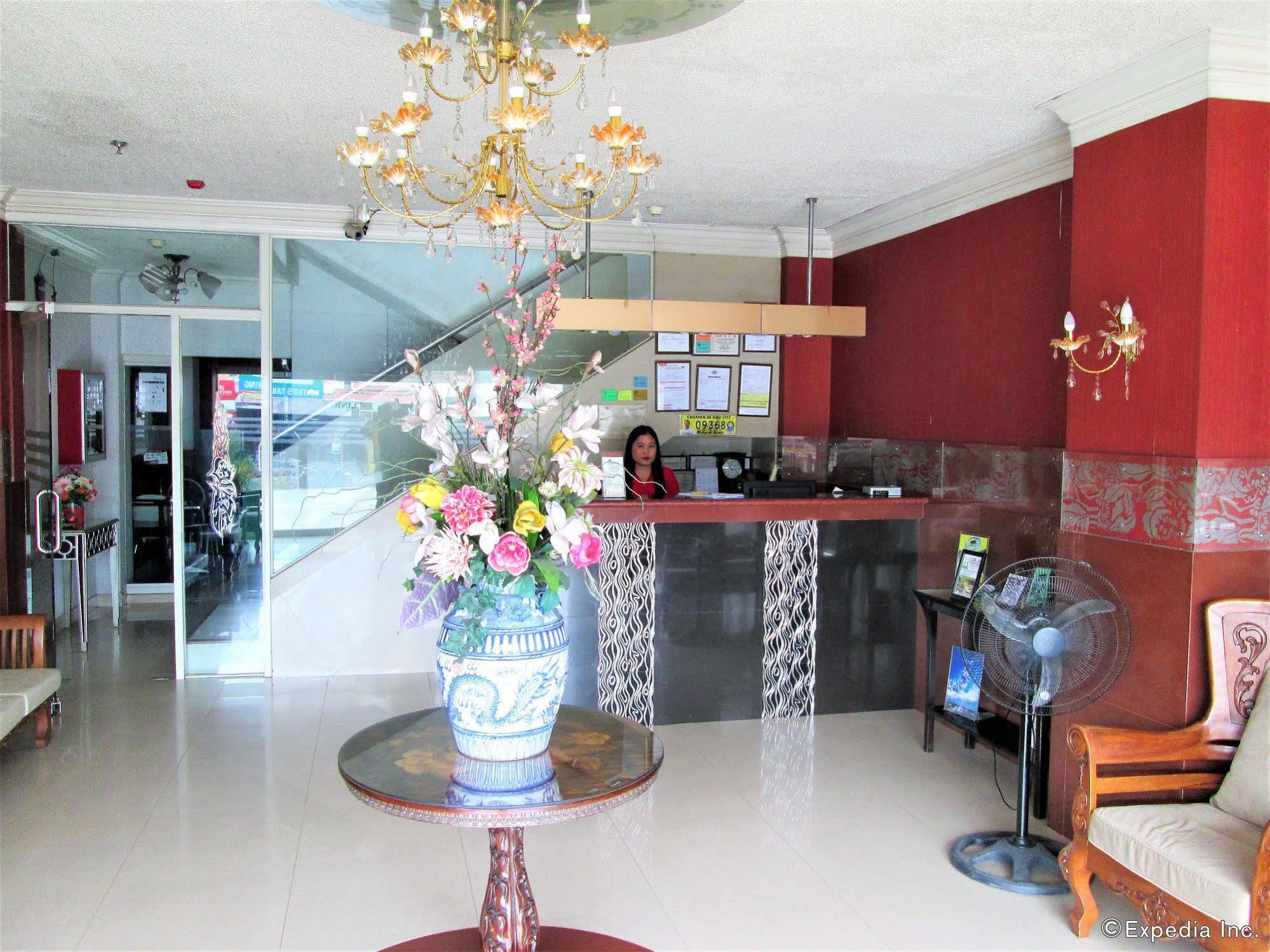 Miami Inn Cagayán de Oro Extérieur photo